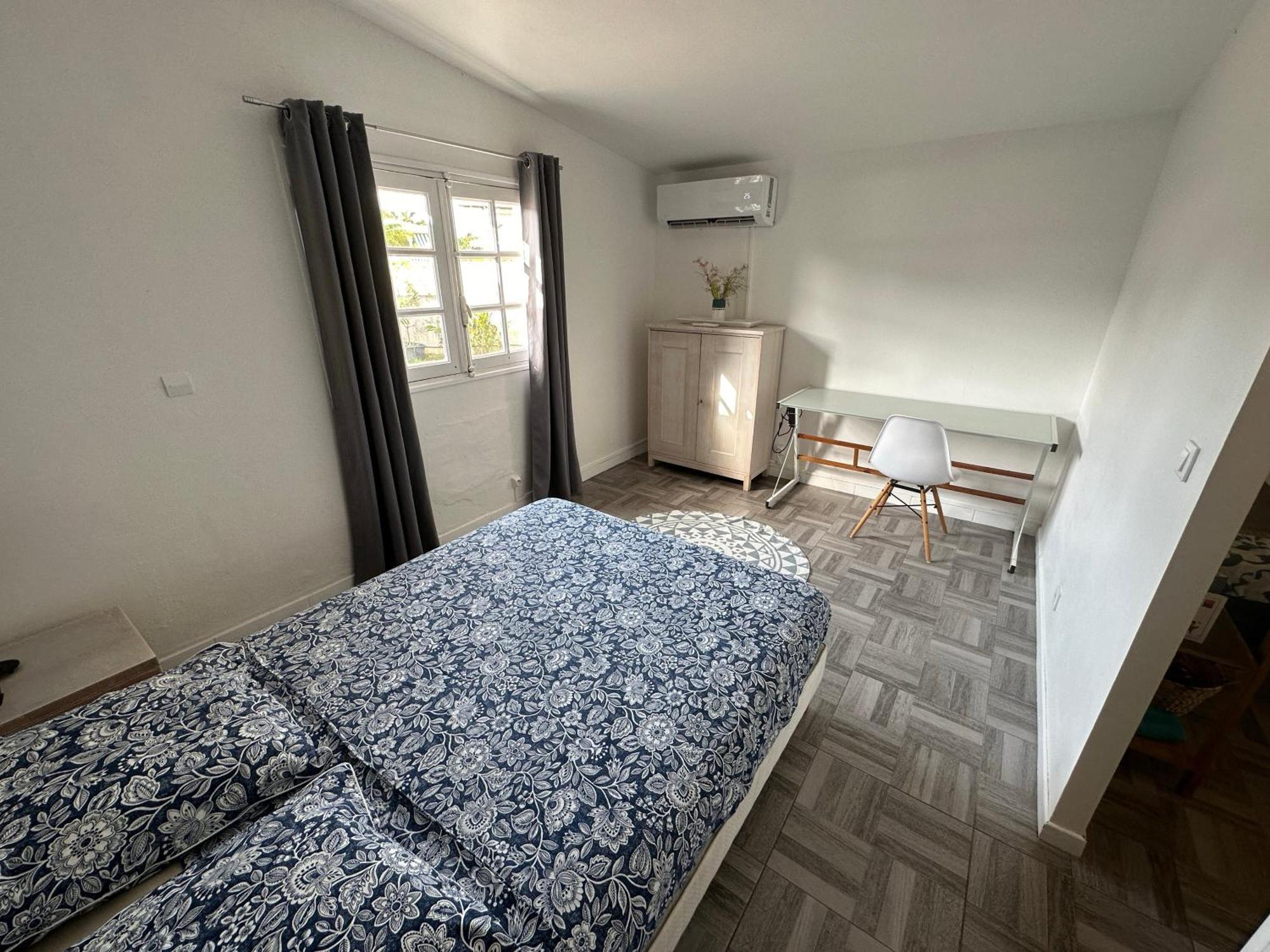 Appartement T2 à Convenance à Baie-Mahault Extérieur photo